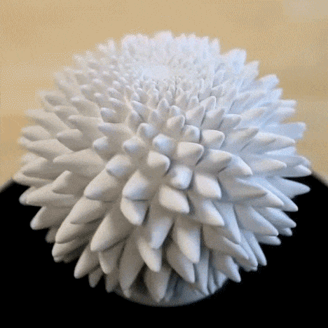 3D печатные скульптуры оживают, когда вращаются под стробоскопом