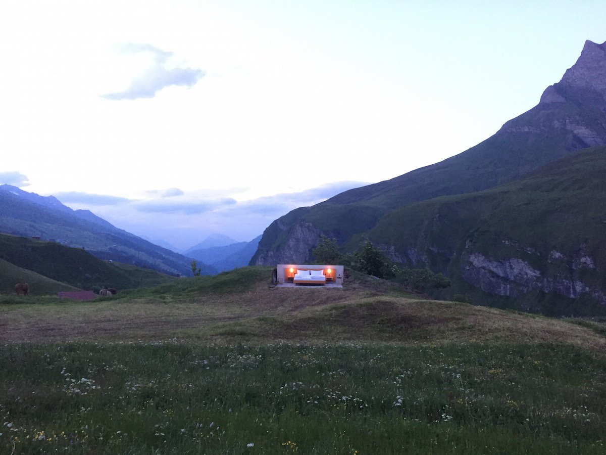 Отель без стен и потолка с лучшим видом на Швейцарские Альпы рис 8