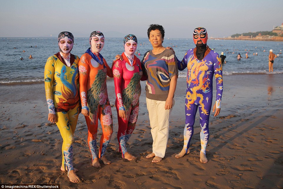 Китайские купальные костюмы «фейскини» теперь бывают в виде панды, тигра и других животных рис 4