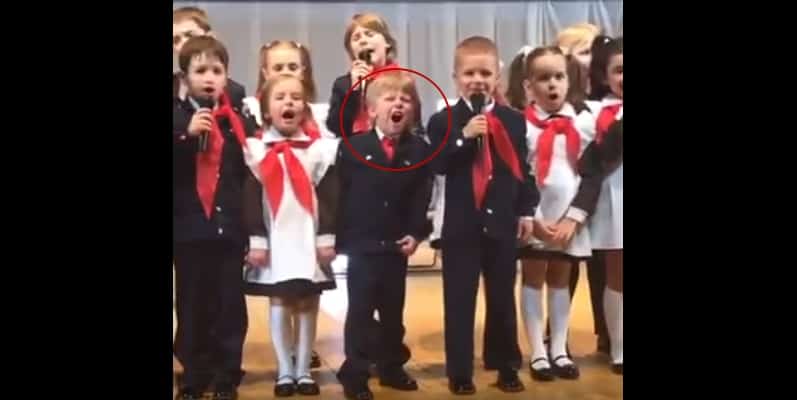 Этот мальчик знает, как нужно петь с эмоциями! Видео