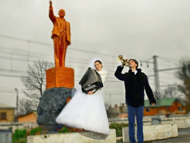 20+ беспощадных свадебных фото, которые могли быть сделаны только в России! рис 30