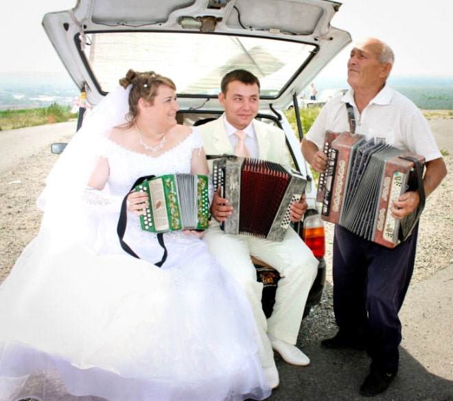20+ беспощадных свадебных фото, которые могли быть сделаны только в России! рис 12
