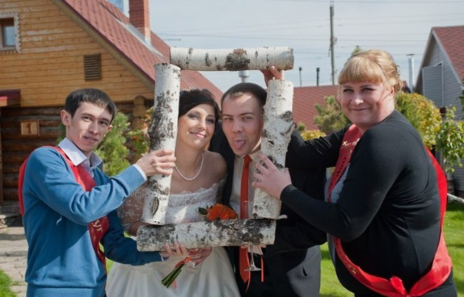 20+ беспощадных свадебных фото, которые могли быть сделаны только в России! рис 5