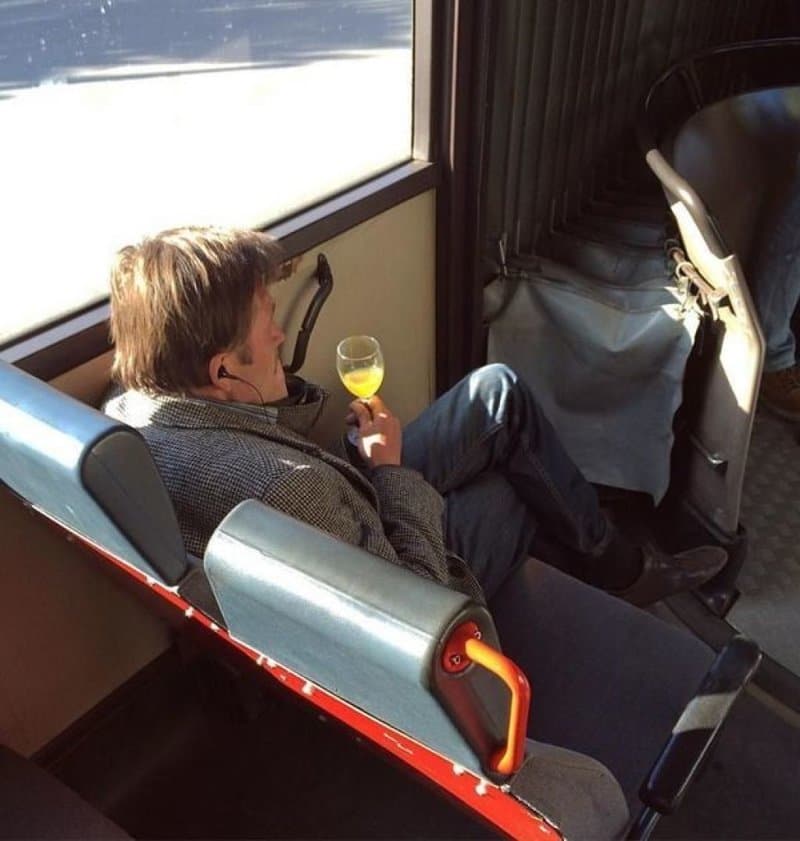 Автобусный юмор, или если тебе стало скучно в общественном транспорте, оглянись вокруг