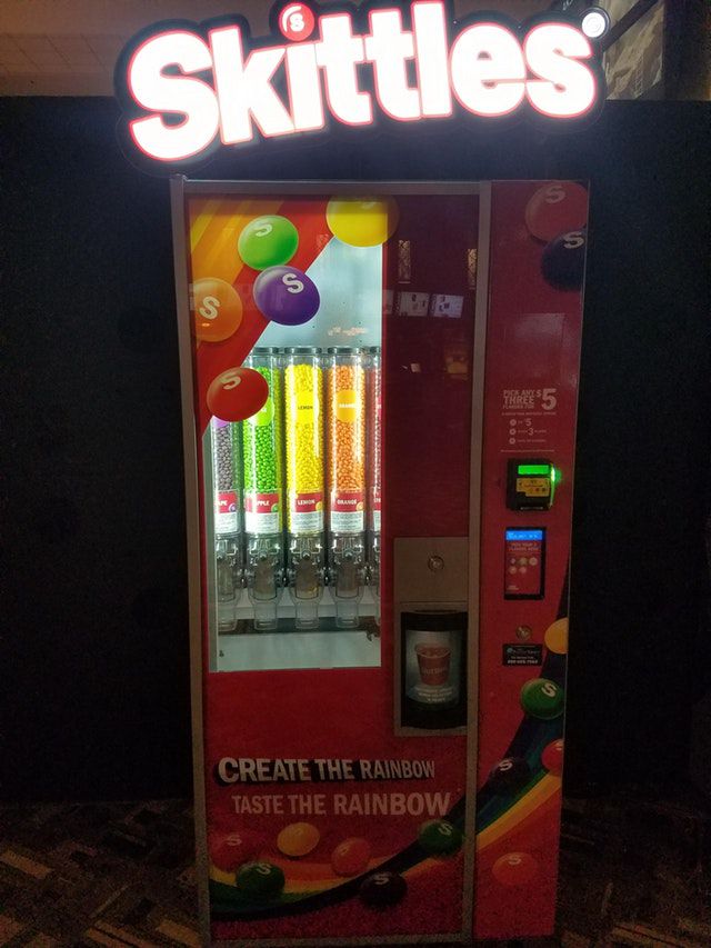 Автомат Skittles