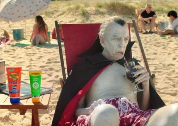 вампир на пляже