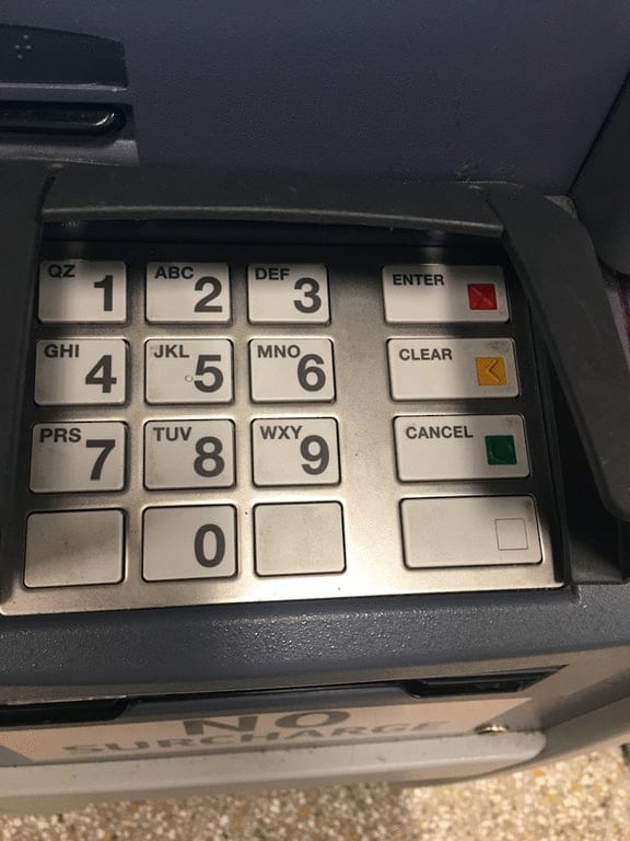 неправильный банкомат