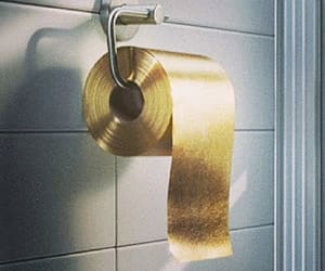 дорогая туалетная бумага из золота