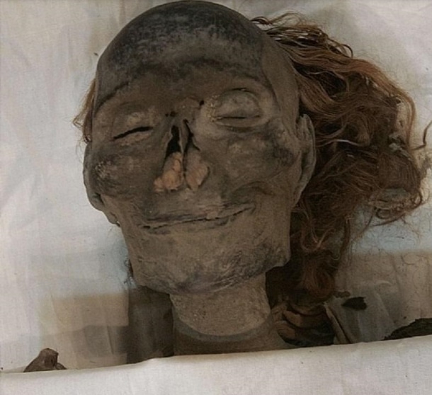 голова мумии