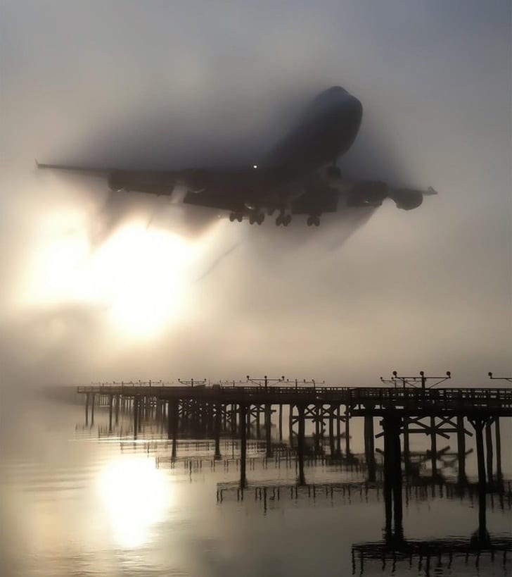 самолет в тумане