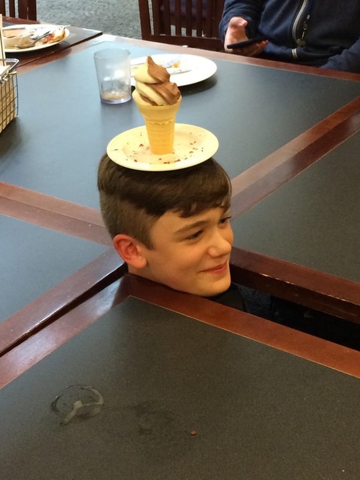 мороженое на голове