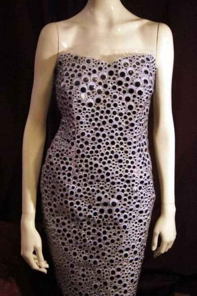 Пузырчатое женское платье