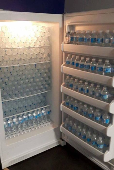 холодильник с водой
