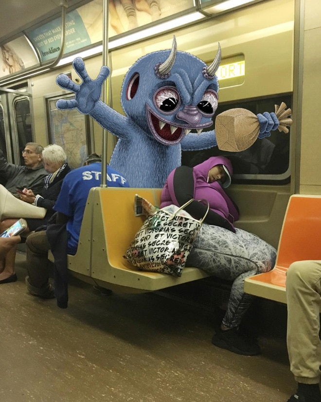 монстр в метро