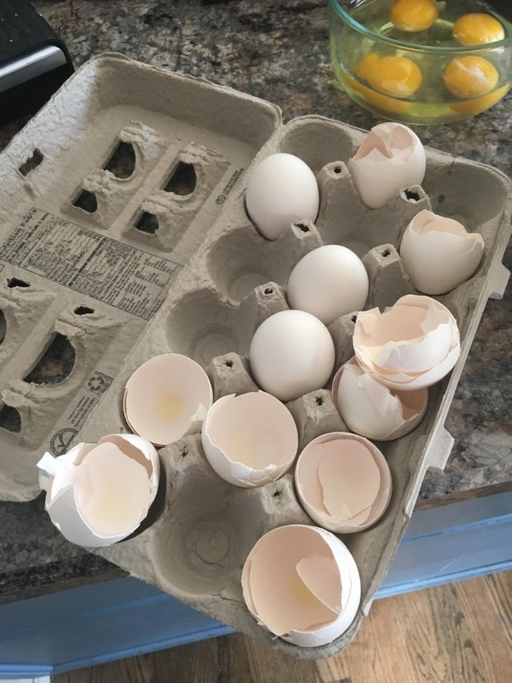 разбитые яйца