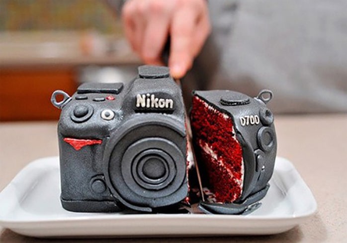 торт в форме фотоаппарата