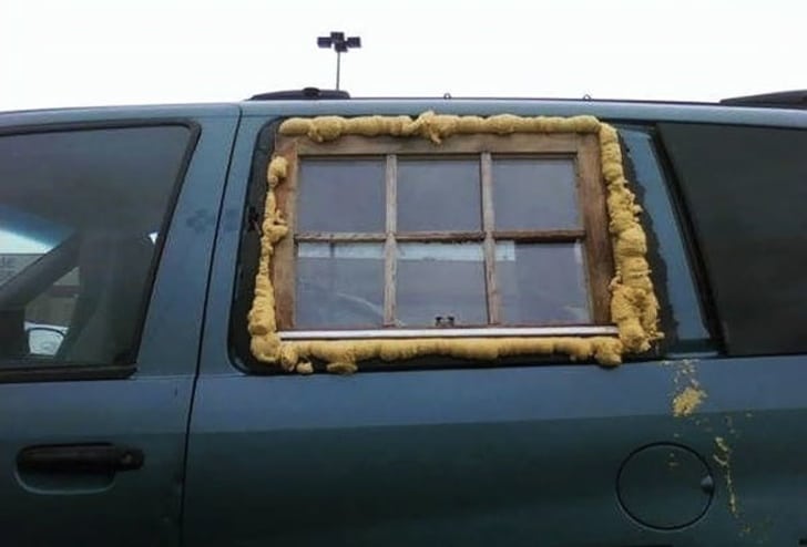 окно в машине