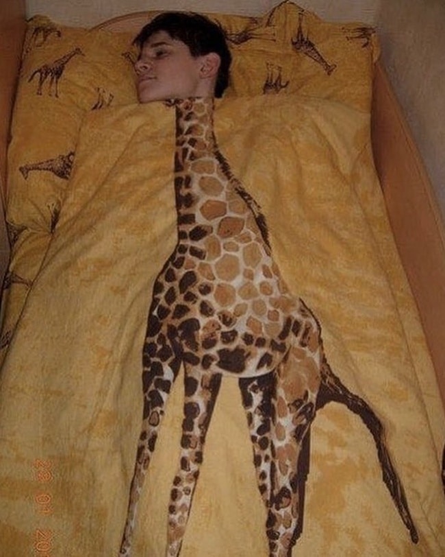 Одеяло с изображением жирафа без головы