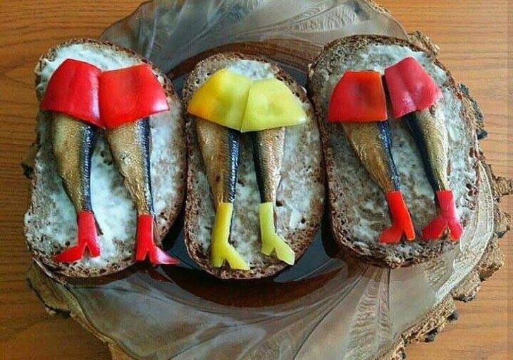 бутерброд со шпротами