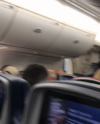 окно в самолете
