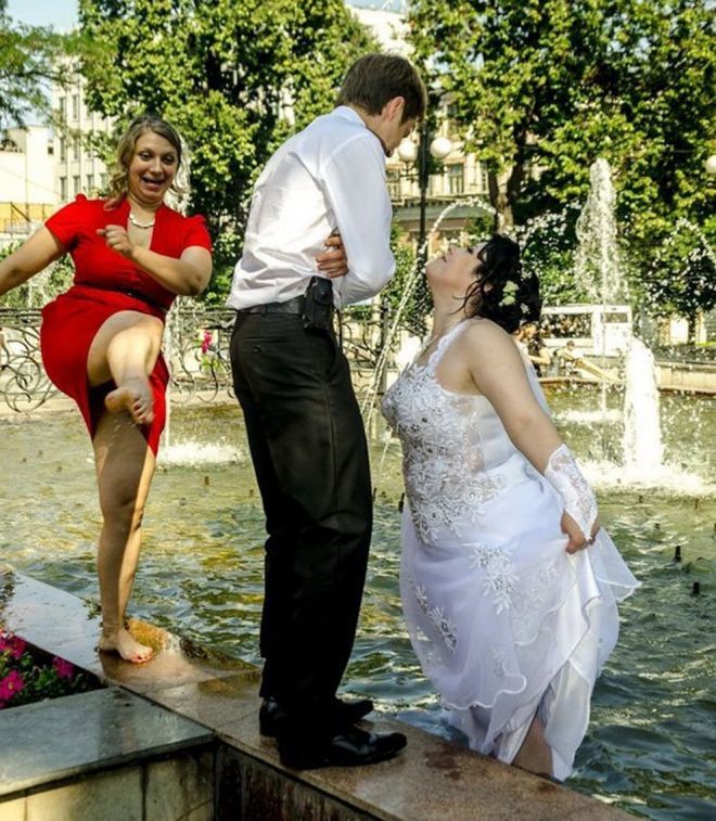 невеста в фонтане
