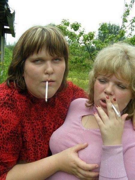 девушки курят