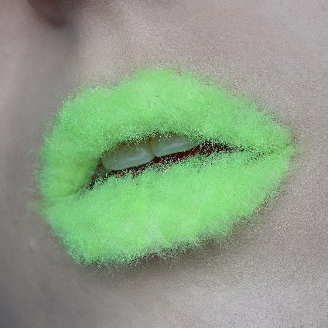 зеленые губы