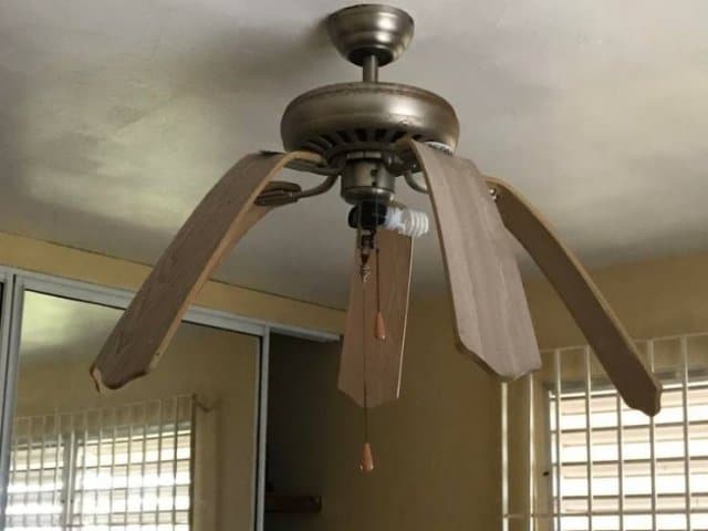 вентилятор на потолке