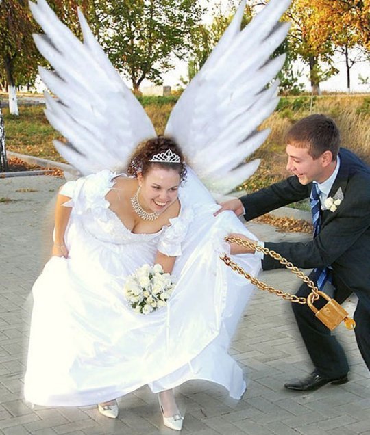 невеста с крыльями и жених