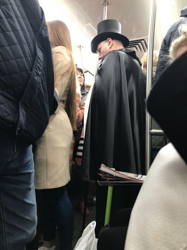 Странные пассажиры из метро metrohtmlixzz6PatwwDAi