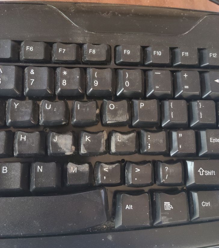 черная клавиатура