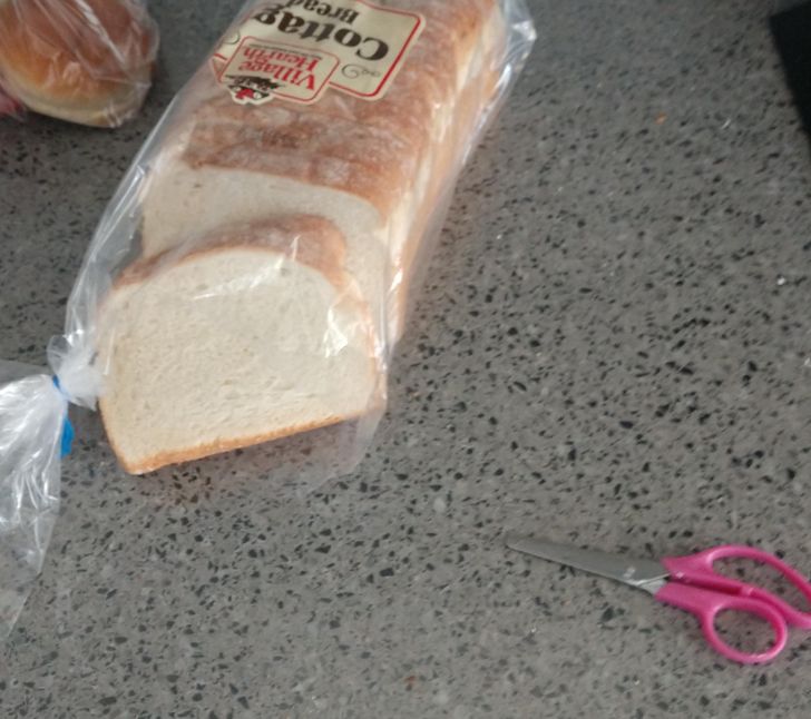 упаковка с хлебом