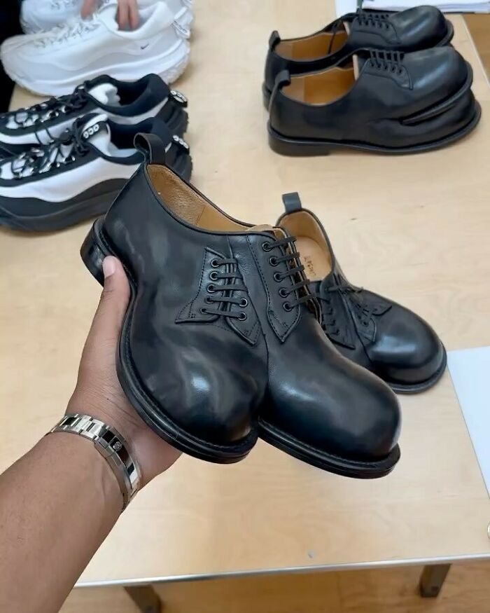 черные туфли с двойным носком